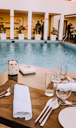 tavolo in acciaio ipx per macchina asciuga posate automatica