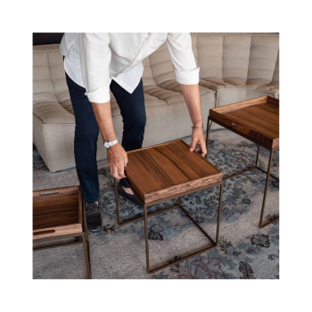 Vassoio Quadrato 40x40 cm con Base in Metallo – Grattoni 1892