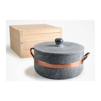 Hoher Kochtopf mit zwei Kupfergriffen und Deckel 26 cm