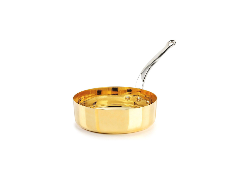 Niedriger goldener Topf mit Griff