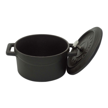 Cast iron two-handle saucepan with lid 20cm