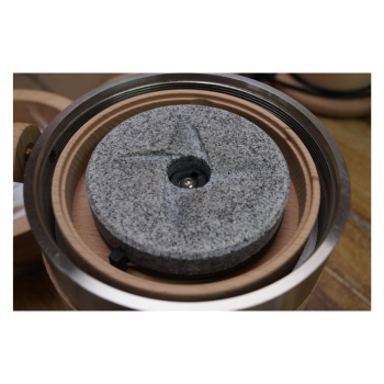 MT18 in Beech - Stone Mill for Cereals