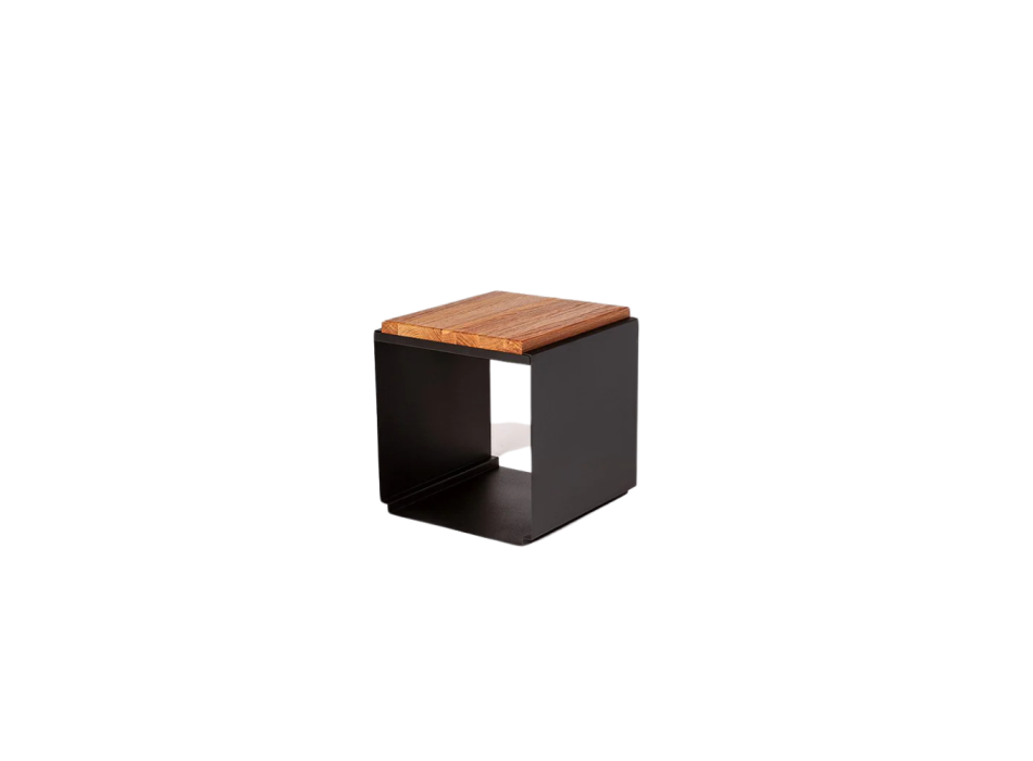 Tabouret Cube Noir en Feu
